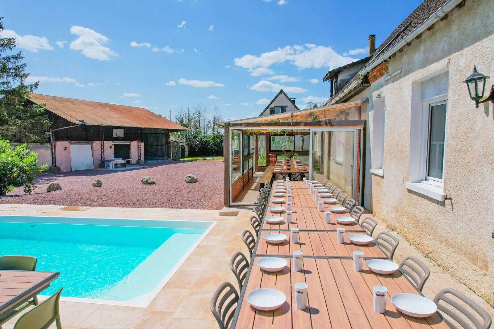 Pool