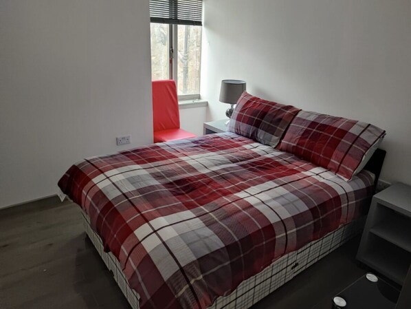 WiFi, bed sheets - Rooms in Inverness (Inverness)