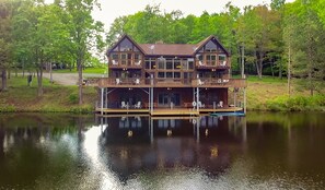 Exterior - Custom built resort on private lake with kayaks, hiking, (Little Meadows)