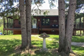 Exterior - 4-Season River Hideaway (Minden)