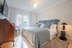 Coffres-forts dans les chambres, rideaux occultants, Wi-Fi gratuit