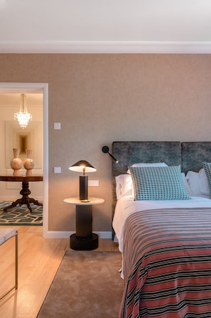 1 bedroom, in-room safe, blackout curtains, free WiFi