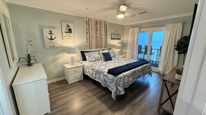 3 bedrooms, travel cot, free WiFi, bed sheets