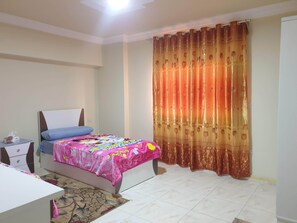 Egyptian cotton sheets, premium bedding, down duvets, pillow-top beds