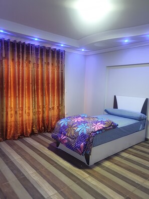 Egyptian cotton sheets, premium bedding, down duvets, pillow-top beds