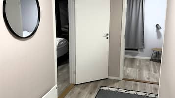 Grand Apartment | Laptop workspace, blackout curtains, iron/ironing board, free WiFi