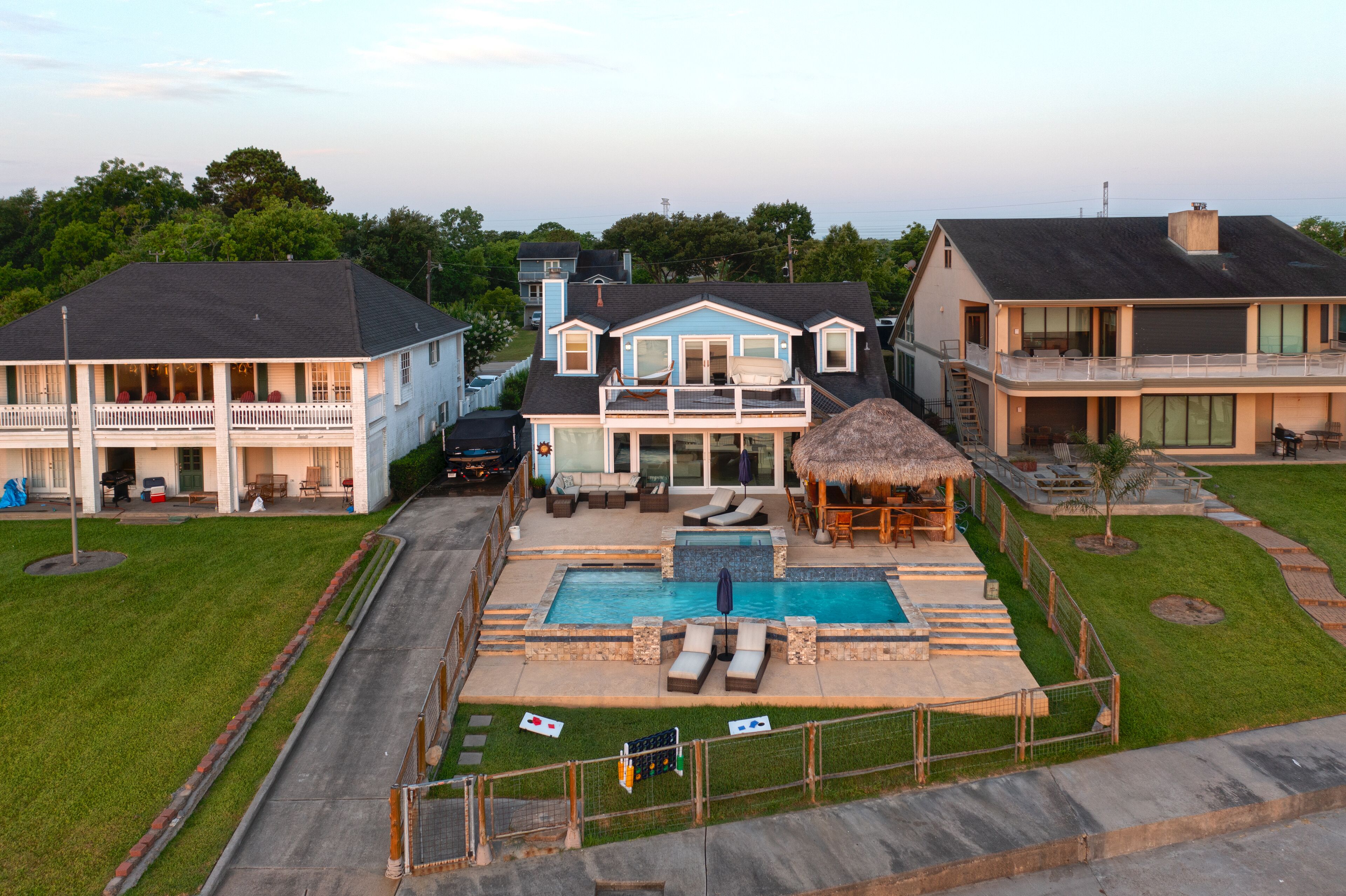 Pineapple Bay Villa - with private pool overlooking the Ocean.