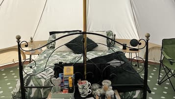 Cabin | 1 bedroom, bed sheets