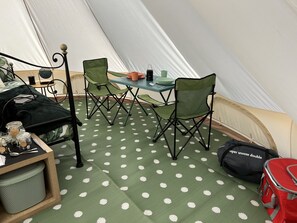 1 chambre, draps fournis