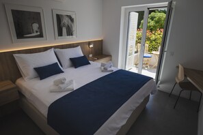 3 slaapkamers, een strijkplank/strijkijzer, wifi, beddengoed
