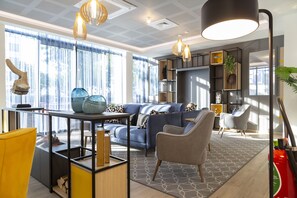 Lobby sitting area - Appart Hotel Odalys City Le Havre Centre (Le Havre)