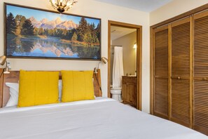 2 Schlafzimmer, Schreibtisch, Bügeleisen/Bügelbrett, WLAN