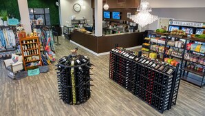Gift shop - #2100 Pointe - Studio Suite at Mariners SML (Bedford County)