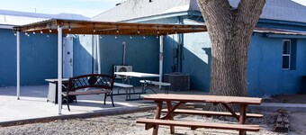 Carmen's Marfa Hotel/Tomas 2 Queen Beds