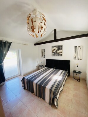 3 chambres, draps fournis