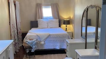 3 chambres, bureau, Wi-Fi gratuit, draps fournis