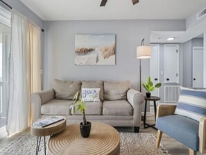 Living area - A Little Shore Thing (1-Bedroom Villa) by RedAwning (Carolina Beach)