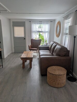 Smart-tv, dvd-afspiller, bøger