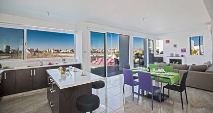 Protaras Pearl Villa PE16 - a villa that sleeps 6 guests in 3 bedrooms