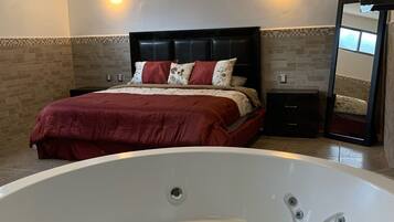 4 bedrooms, in-room safe, free WiFi