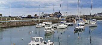 Beachside Avenue Holiday Home No 15