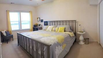 2 chambres, fer et planche à repasser, Wi-Fi, draps fournis