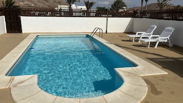 Piscine extérieure