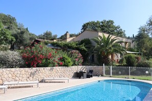 Piscina all'aperto