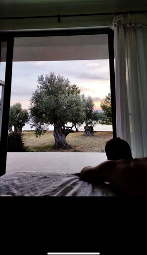 3 Schlafzimmer, Zimmersafe, Schreibtisch, Bügeleisen/Bügelbrett