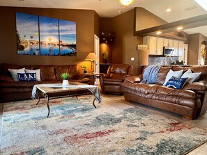 Smart TV - Private Backyard w/Outdoor Kitchen & Boat Parking! (Lake Havasu City)