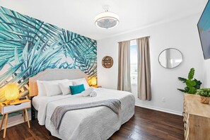5 bedrooms, desk, iron/ironing board, free WiFi - Resort Pool, 5 Bedroom, Spacious, King Beds, Near White Cap Beach, Patio, Grill (Corpus Christi)