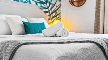 5 bedrooms, desk, iron/ironing board, free WiFi