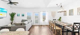 Heated Pool, 5 Bedroom, Spacious, King Beds, Near White Cap Beach, Patio,  Grill