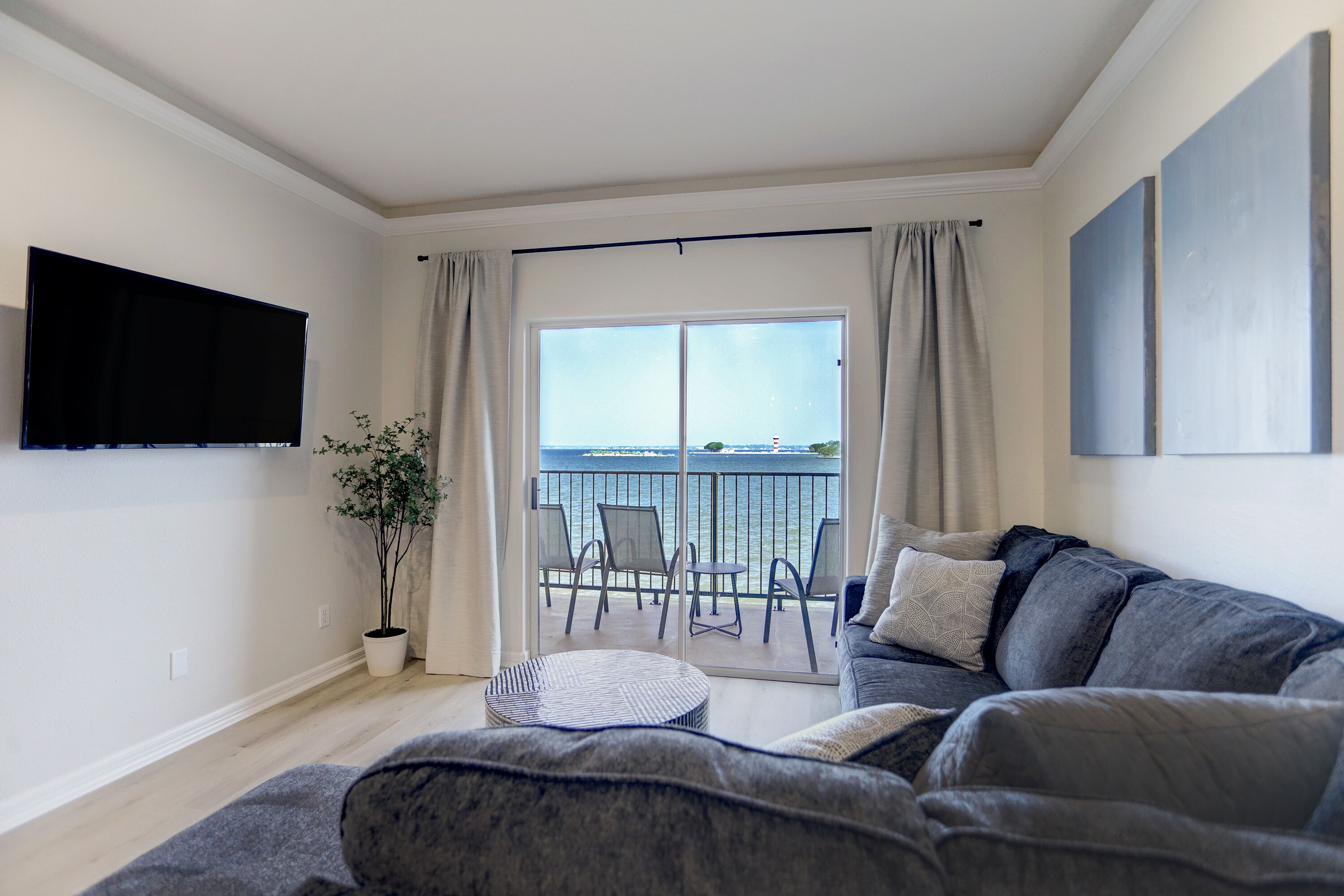Spacious Waterfront Condo With Sunset Views, Pool, and Family-Friendly Amenities