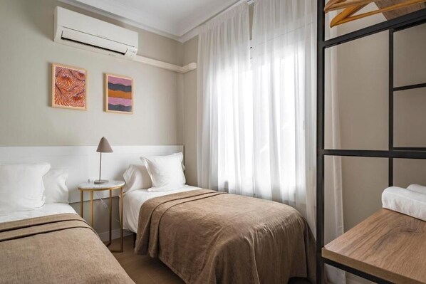 In-room safe, desk, iron/ironing board, travel cot