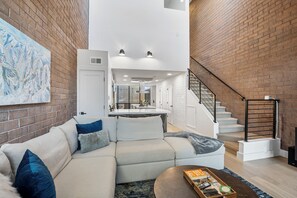 Living area - Park Avenue Condos by Park City Vacations (Park City)