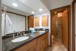 公寓式客房 | 浴室 | 毛巾