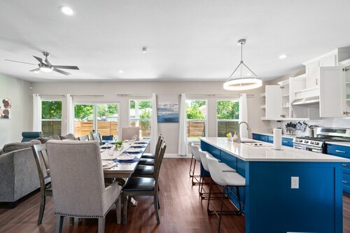 Modern Rustic Farmhouse in the Heart of Dallas