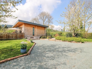 Cottage | Exterior - No1 The Lodge (Bishops Castle)