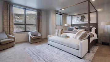 Townhome | 3 bedrooms, free WiFi, bed sheets