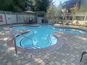 Monolocale | Piscina