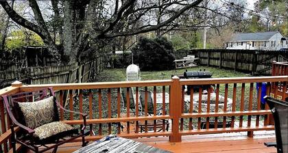 Franklin Historic Cottage on Old Womack Distillery
