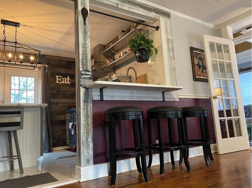 Franklin Historic Cottage on Old Womack Distillery