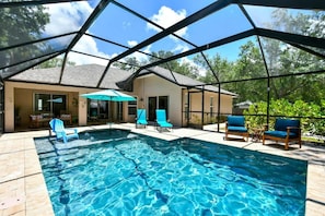 Piscine extérieure, piscine chauffée