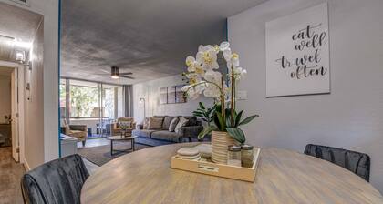 Modern Condo - Old Town Scottsdale