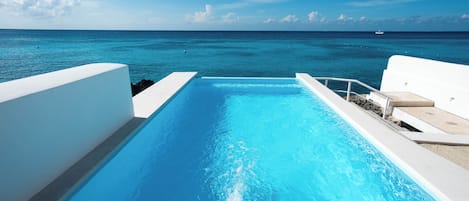 Utomhuspool