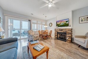 TV, fireplace