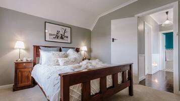 3 bedrooms, free WiFi, bed sheets