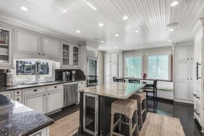 House, 5 Bedrooms | Private kitchen | Toaster, freezer - Good Day Sunshine by Five Star Properties (Destin)