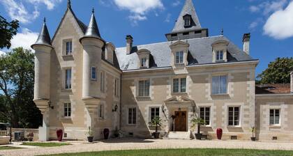 Wild & Free" air-conditioned apartment at the Château de Bellevue stud farm